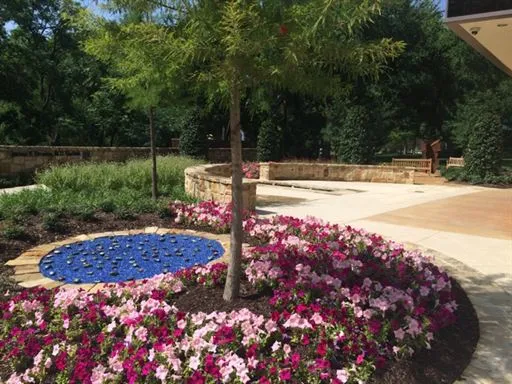 TEXAS HEALTH CANCER CENTER PATIO AND BUTTERFLY GARDEN